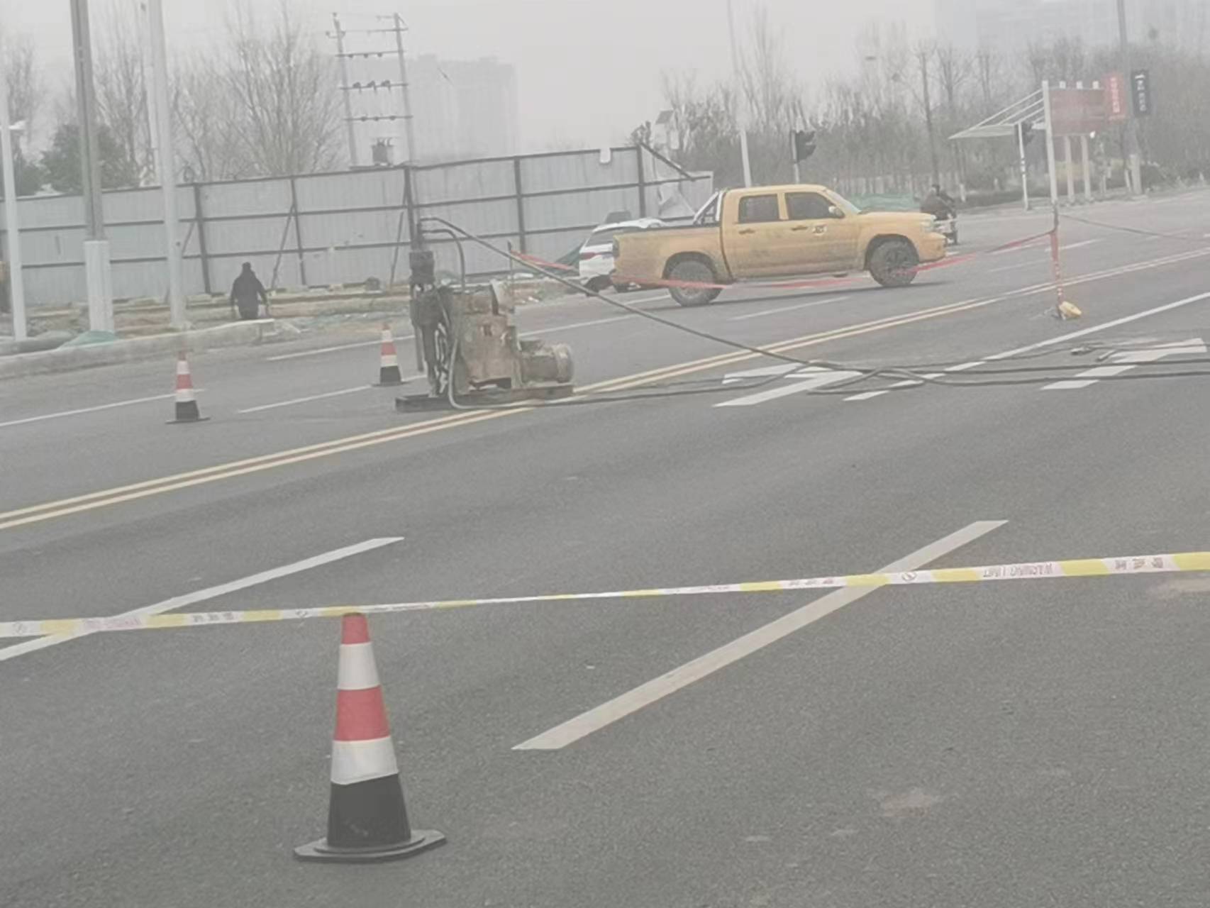 富裕马路注浆